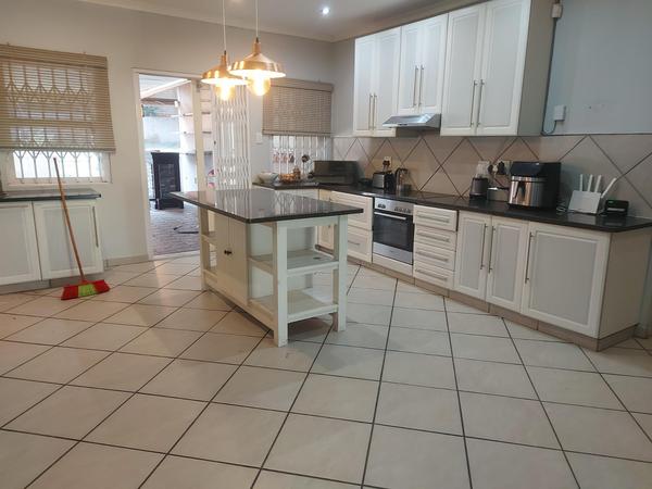 House For Sale in Meer En See, Richards Bay